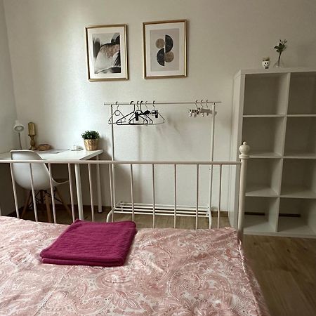 A&E Rooms Fernwald Ngoại thất bức ảnh
