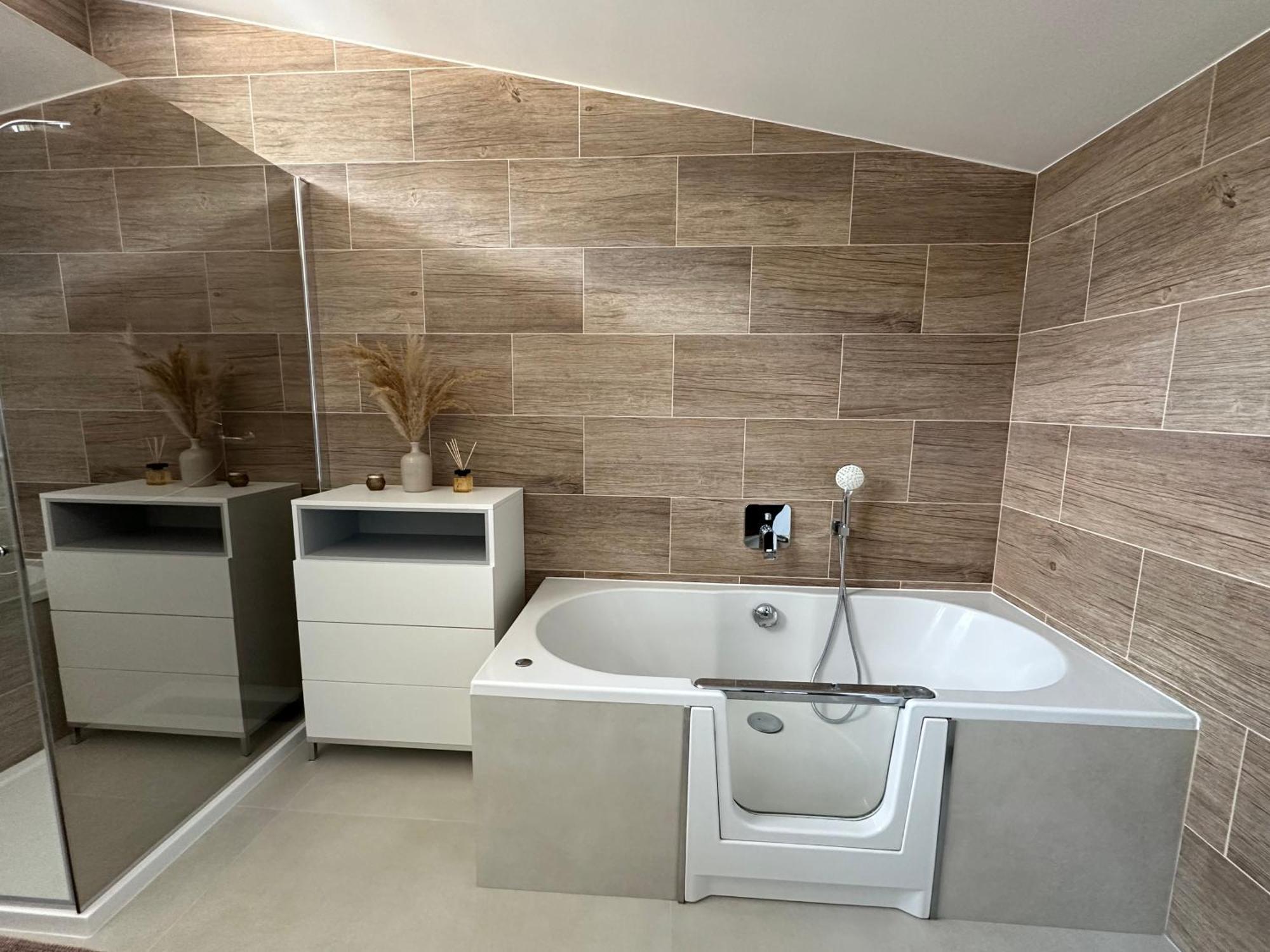 A&E Rooms Fernwald Ngoại thất bức ảnh
