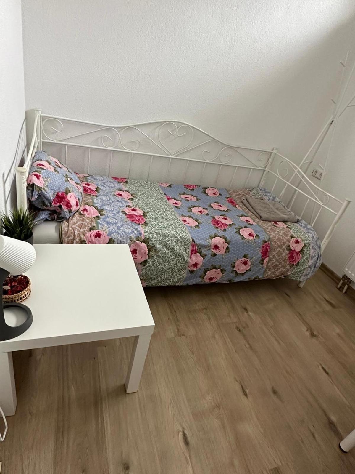 A&E Rooms Fernwald Ngoại thất bức ảnh